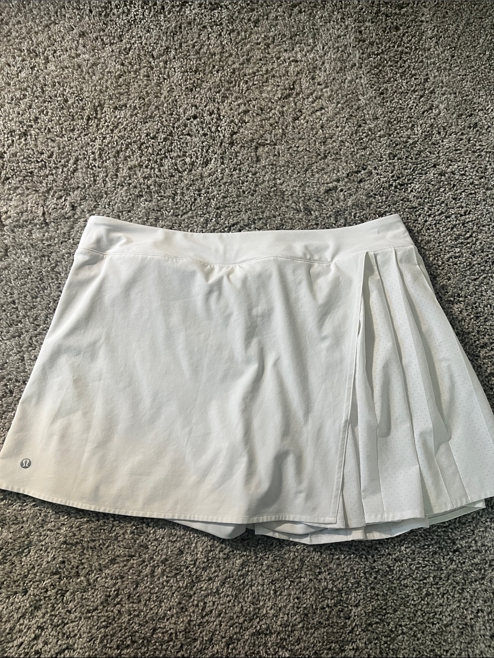 Lululemon Skort - Picture 4 of 7